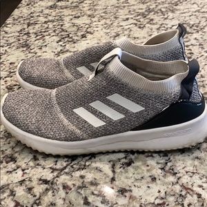 Adidas cloudfoam women’s shoes, EUC